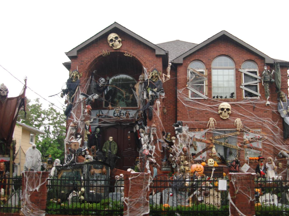 Top 10 best Halloween decorated house MyNabes